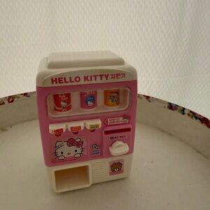 Hello Kitty Pink and White Vending Machine Toy